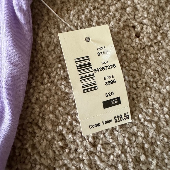 Short sleeve Aeropostale shirt size xs. - Picture 4 of 4